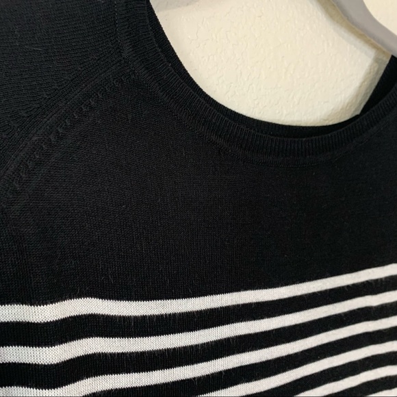 Zara Black & White Knit Sweater - Picture 5 of 9